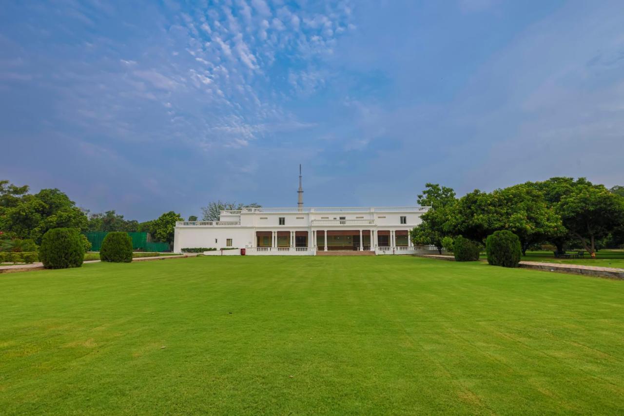 Taj Ganges Váránaszi Kültér fotó The residence of the President of India